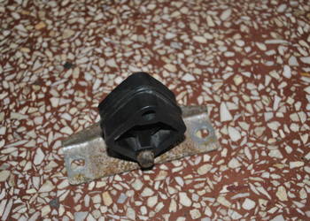 Wieszak środkowy tłumika BMW E60 E61 E63 E64 N52B25 N52B30