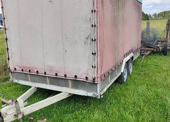 Przyczepa plandeka dwu osiowa