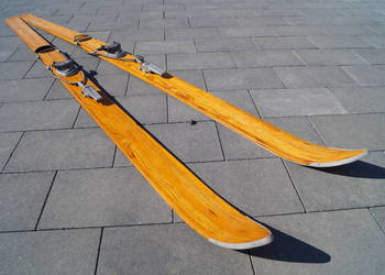 Stare narty jesionowe 180 cm