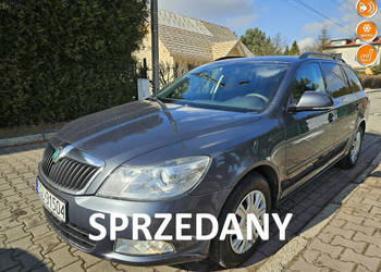 Škoda Octavia Klimatronic dwu strefowy / Podgrzewane fotele / Tempomat II …