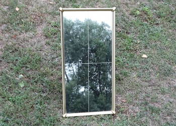 Lustro ścienne vintage z podziałem szprosami mosiężna rama 62x31 cm