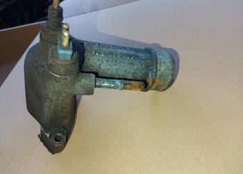 Mercedes 6032030031 króciec kołnierz wody om 603