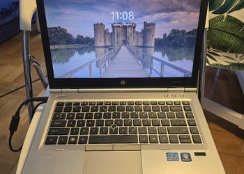 Laptop HP EliteBook 8460p Intel Core i5 8 GB RAM 240 GB SSD WIN11 stacja