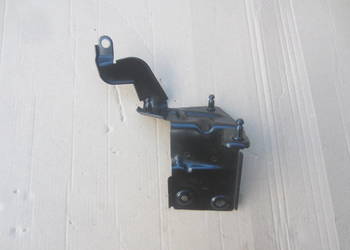 5Q1614235E mocowanie pompy abs vw t-roc