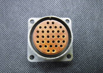 2RMD33B32G5W1 Uchwyt agregatowy 32 gniazda Nowy