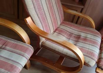 Komplet 2 fotele+ 2 podnóżki. Sofa za 1 zł.