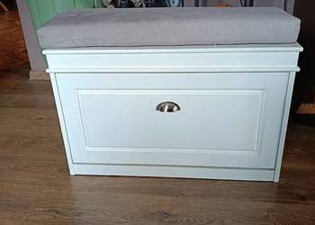 Biała szafka na buty