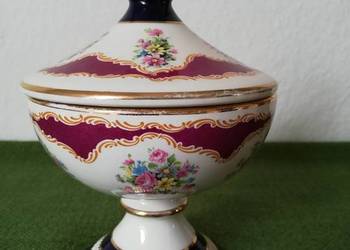 Bomboniera sygnowana porcelana PK
