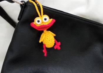 Śmieszna kaczka wykonana na szydełku, brelok