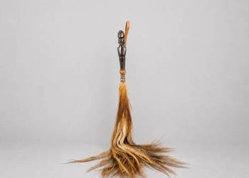 Kolekcjonerska Afrykańska Opędzaczka – Insygnium Władzy (Fly Whisk)