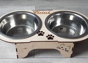 Miski dla kota z drewnianym stojakiem z imieniem Ciciuś & Pucuś