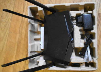 Wzmacniacz sygnału WiFi do rutera. Tenda AC1200 Mb/sek