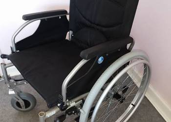 Wózek inwalidzki aluminiowy Vermeiren V200 -Nowy, Lekki, Składany