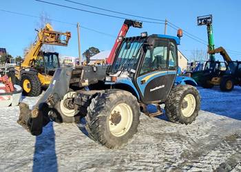 Ładowarka teleskopowa New Holland LM 425