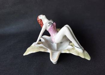 Stara popielniczka Kobieta na Liściu porcelana Steatyt Z. Buksowcz PRL 1960