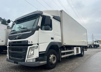 Chlodnia z winda Volvo