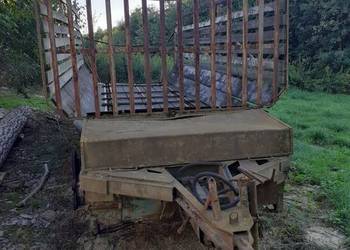 Przyczepa zbierająca produkcji polskiej, obniżona.