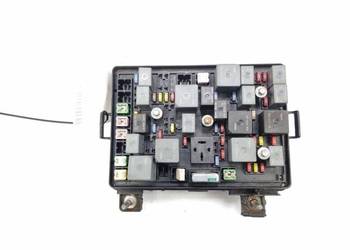 SKRZYNKA BEZPIECZNIKÓW CHEVROLET HHR 15913674