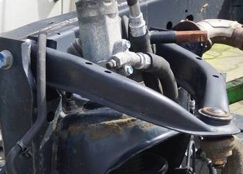 WAHACZ PRZÓD LEWY GÓRNY INFINITI QX80 2010+