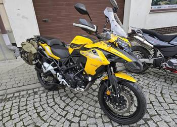 Benelli TRK 502 X – 5700 km – Polski salon – Bogate wyposażenie