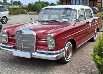 Mercedes W111 220 SE 120 KM
