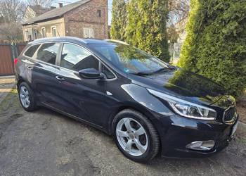 Kia Ceed 1.6 crdi 170tys przebiegu Bezwypadkowy kamera navi hak
