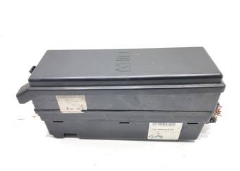 SKRZYNKA BEZPIECZNIKÓW LAND ROVER RANGE ROVER SPORT I BH32-14290-UC