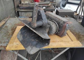 Zaczep przyczepy, hak z zapasów wojskowych