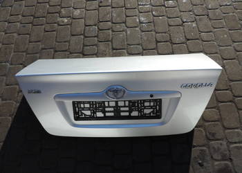 TOYOTA COROLLA E12 SEDAN KLAPA BAGAŻNIKA TYŁ TYLNA KOLOR 199