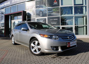 Honda Accord VIII (2009) 2.4 Tourer 6MT, Skóra; Bogate wyposażenie