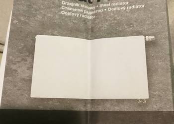 Kaloryfer panelowych 122 60 podłączenie Dolne prawe