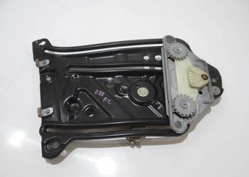 PODNOŚNIK SZYBY PRAWY TYŁ BMW E88 7165594