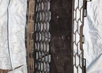 Kratka centralną zderzaka Toyota corolla e21