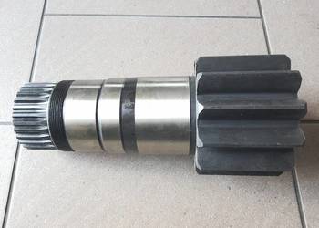 Wałek przekładni obrotu Liebherr Z-12 L324mm do koparki Liebherr