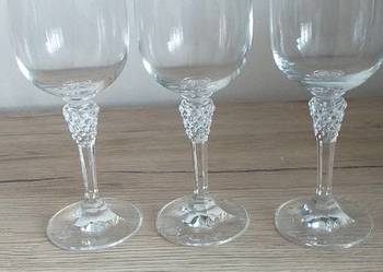 Piękne kieliszki do wina