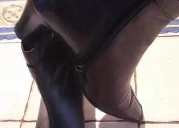 Czarne, skórzane, krótkie kozaczki,kozaki z klamerką na zamek 38 /39