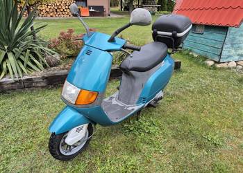 Skuter Piaggio Sfera 50 2T