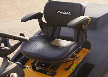 Podłokietniki fotela do traktora Cub Cadet XT
