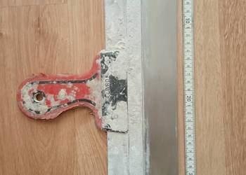 Szpachla fasadowa do gładzi 380 mm