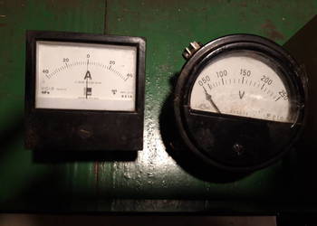 miernik uniwersalny analogowy retro