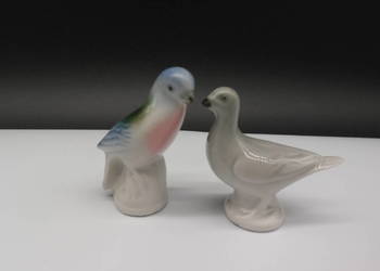 Dwie porcelanowe figurki ptaków