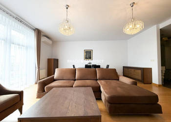 Oferta wynajmu mieszkania Kraków Marsz. Józefa Piłsudskiego 5500m2 3 pokojowe