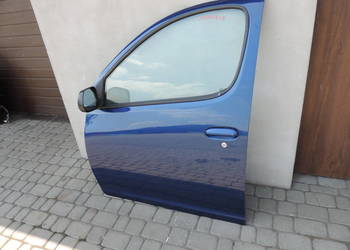 DRZWI LEWY PRZÓD TOYOTA YARIS VERSO 1 8M6
