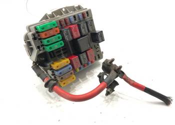 SKRZYNKA BEZPIECZNIKÓW FIAT LINEA 51806891 Hatchback 1.4 77KM MODUŁ