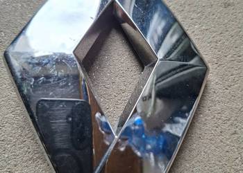 Emblemat Logo Znaczek Renault Megane lV 4 klapa tyl 908896596R OE