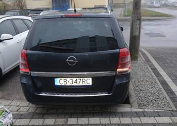 Opel zafira b 2010  1.7 cdti