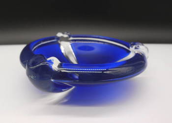 Popielniczka ze szkła kobaltowego - lata 70