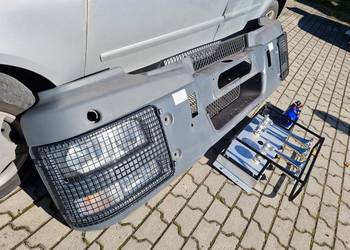 MaN TGV TGA TGS TGH TGM Zderzak Przedni Lampy Kratki Halogeny Belka Spojler
