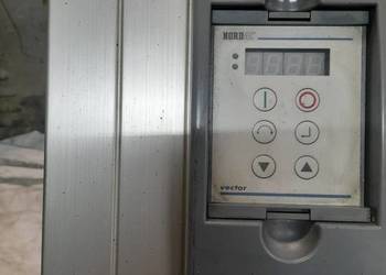 Falownik trójfazowy 11kW marki NORD