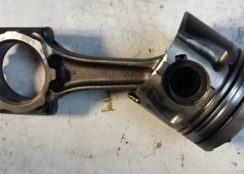 Tłok z korbowodem OPEL 1.7CDTI A17DTR